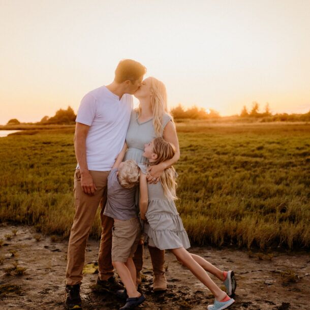 Vancouver Family photos Mud Bay beach