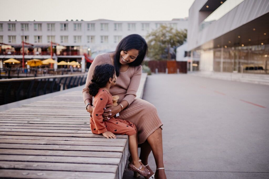 Lonsdale Quay family photo sessions