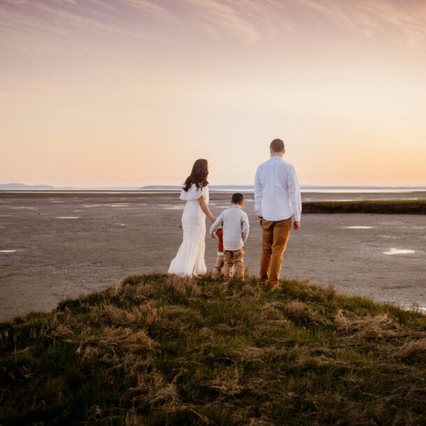 Mud Bay Park Surrey Family Photographer