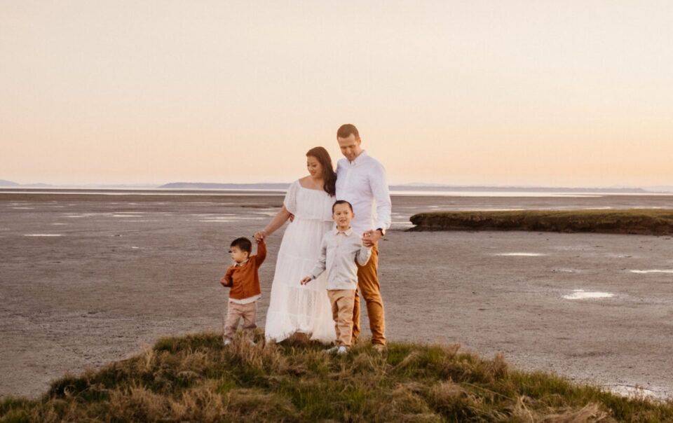 Mud Bay Park Surrey Family Photographer