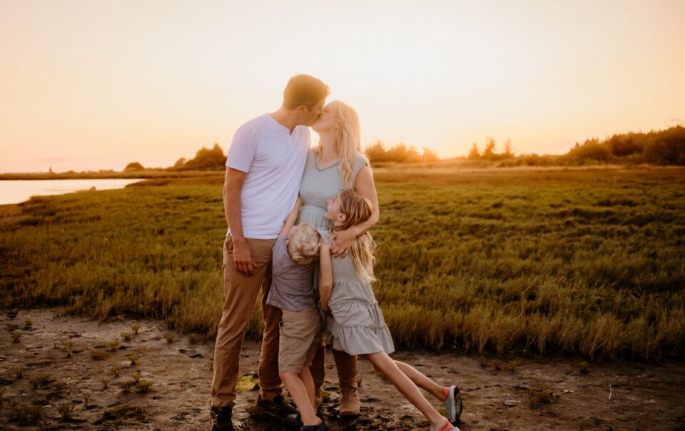 Vancouver Family photos Mud Bay beach