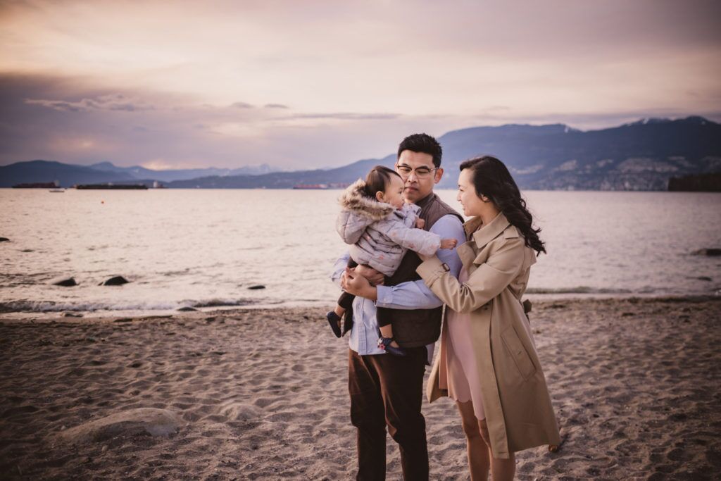 kitsilano beach family photos