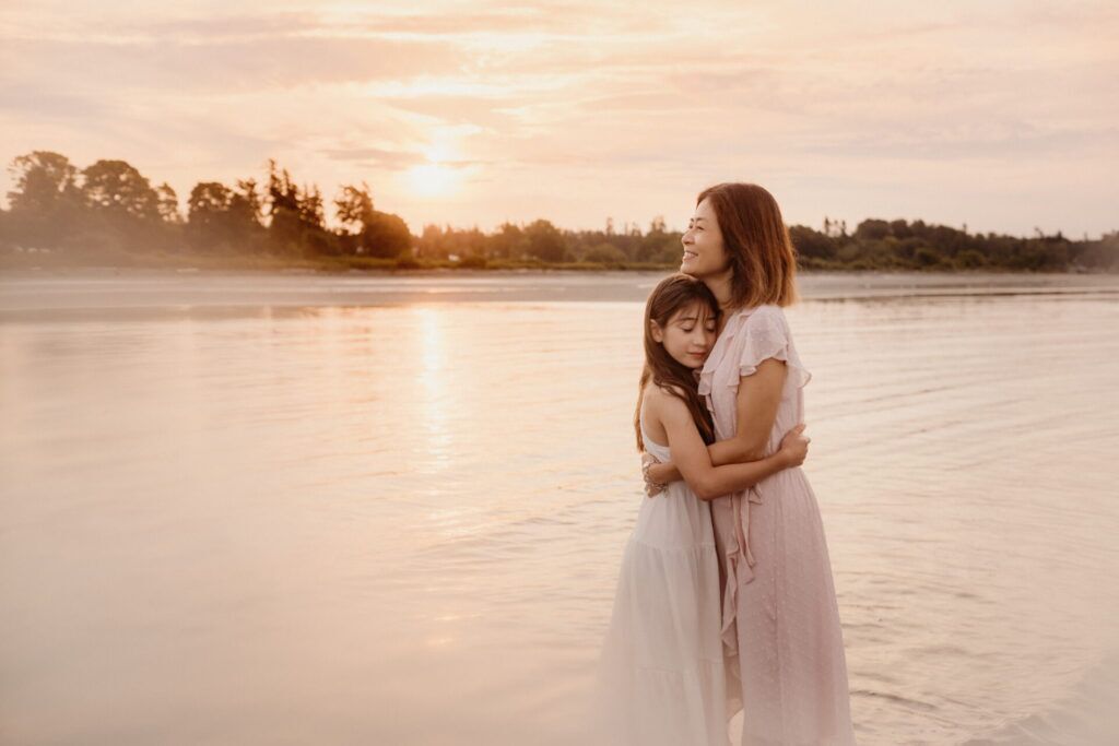 Beach family photo session at Crescent Beach Surrey