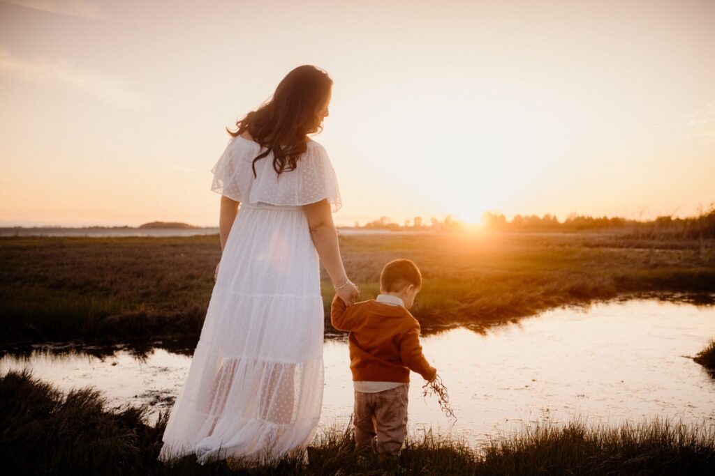 Mud Bay Park Surrey Family Photographer