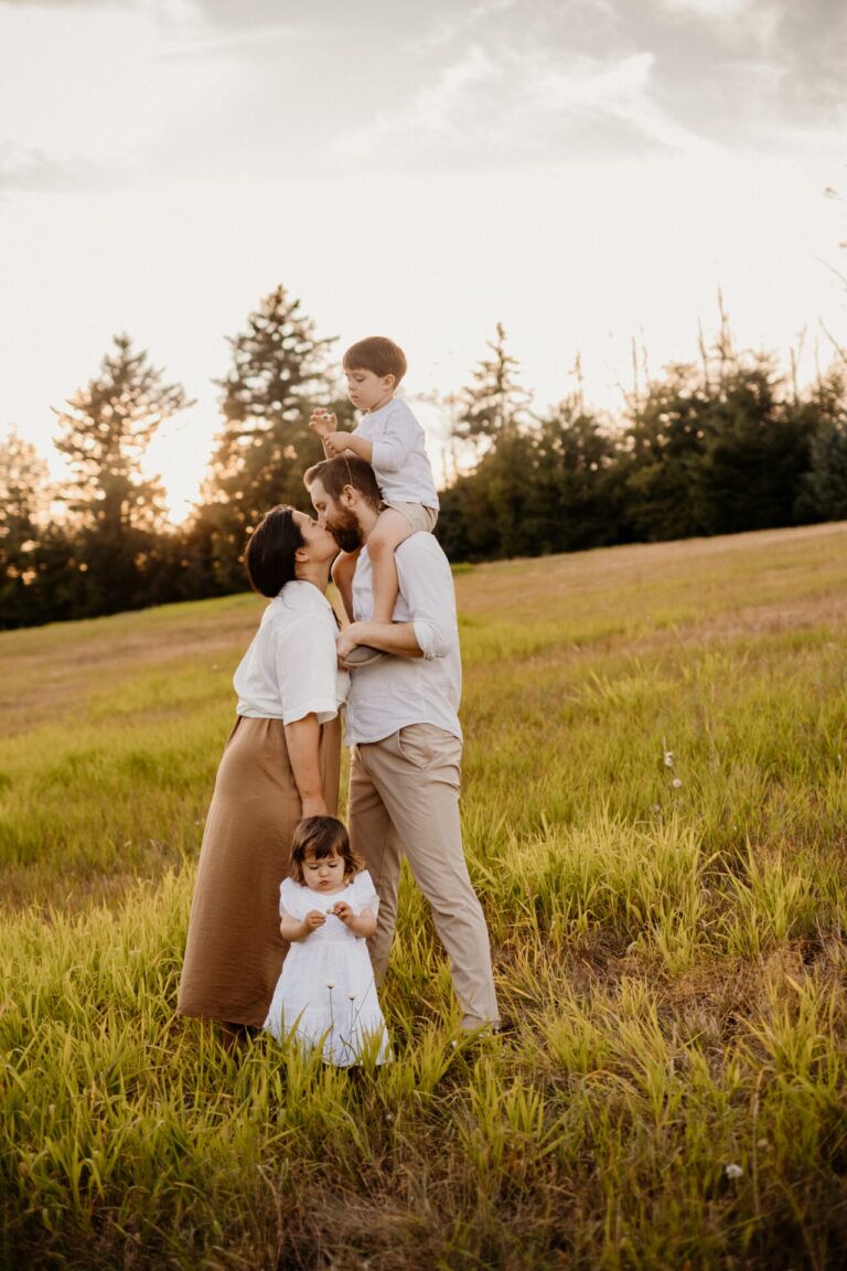 beautiful family photos in Vancouver